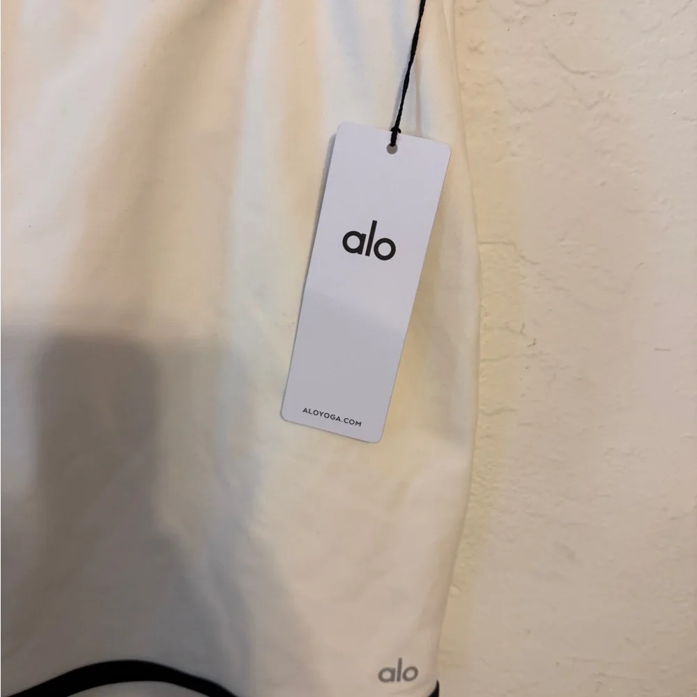 ALO Yoga White Skirt with Black Trim